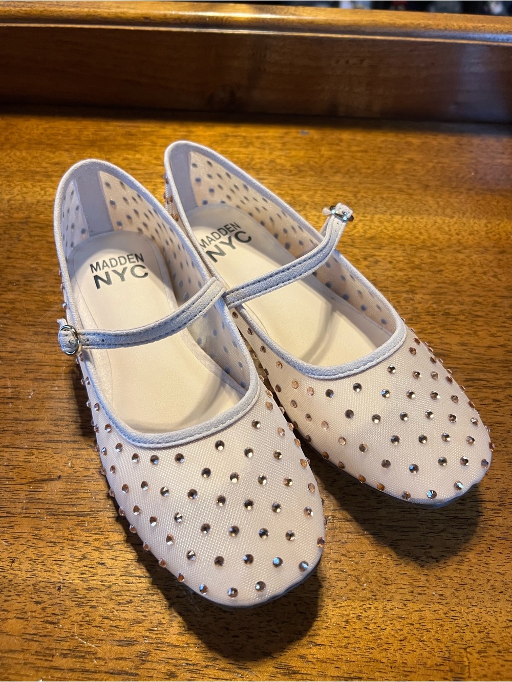 Madden Girl Size 1 Rhinestone Flats - Picture 3 of 6